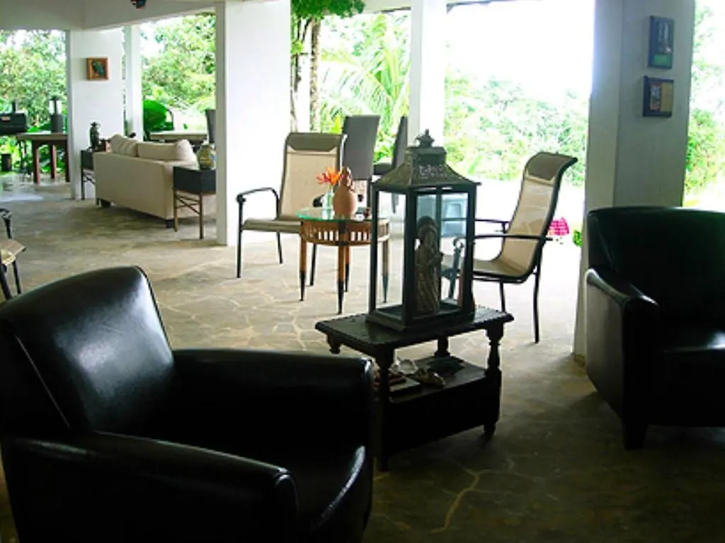 פחרדו El Hotelito At The Rainforest Experience Farm מלון