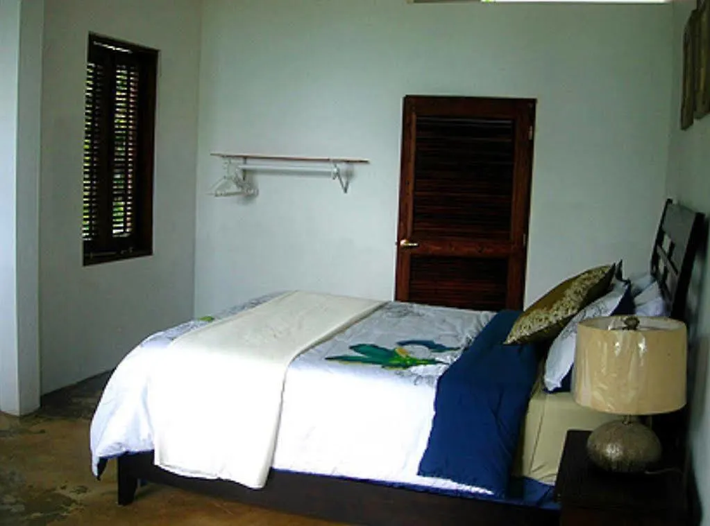 פחרדו El Hotelito At The Rainforest Experience Farm מלון